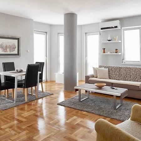 Bright Apartment Near City Center Skopje Exteriér fotografie