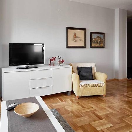 Bright Apartment Near City Center Skopje Exteriér fotografie